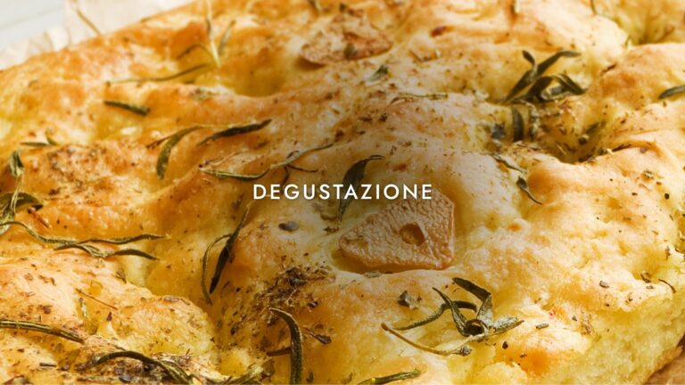 Degustazione focaccia romana con rosmarino e aglio